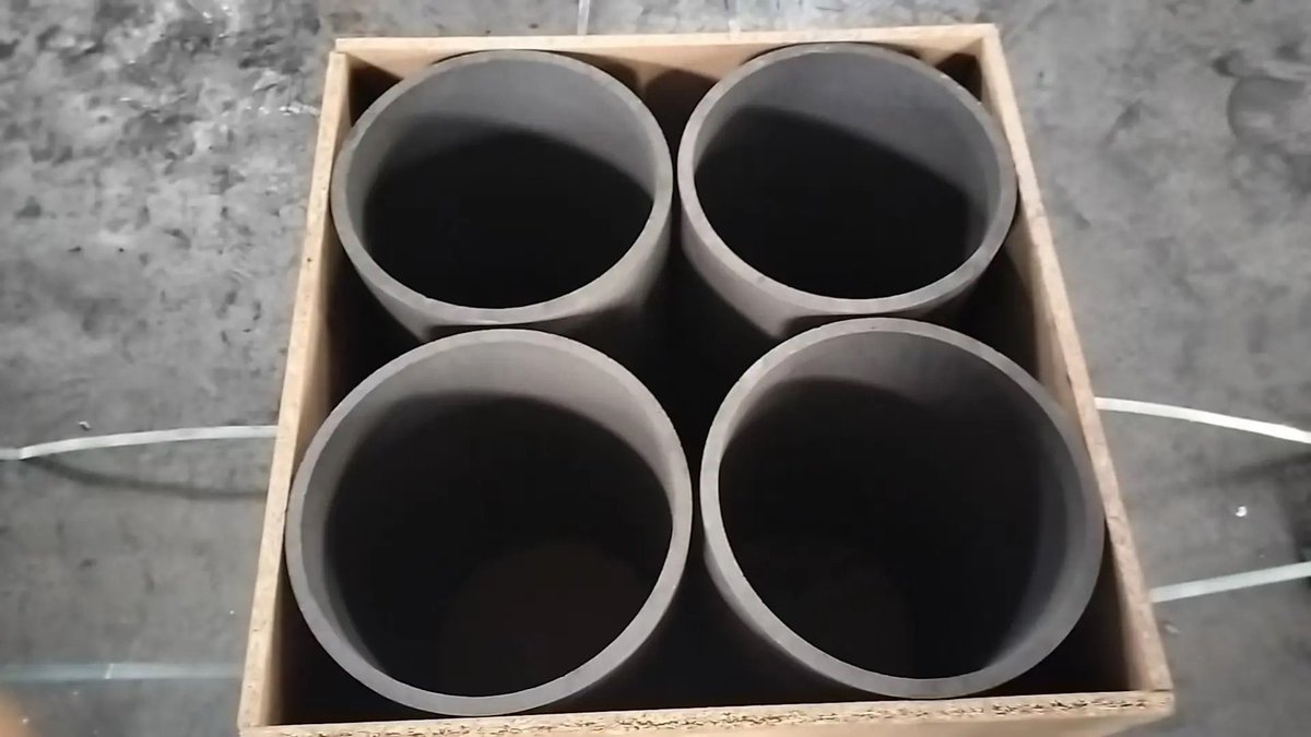 sevenlizr1001's tweet image. Welcome to inquiry me , graphite electrode , graphite crucible .
#graphiteelectrode 
#crucible 
#graphitecrucible 
#electrodepaste 
#foundry 
#steel
