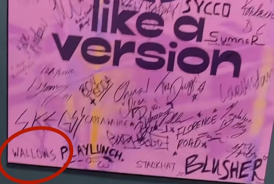 iris 🦇 tweet media