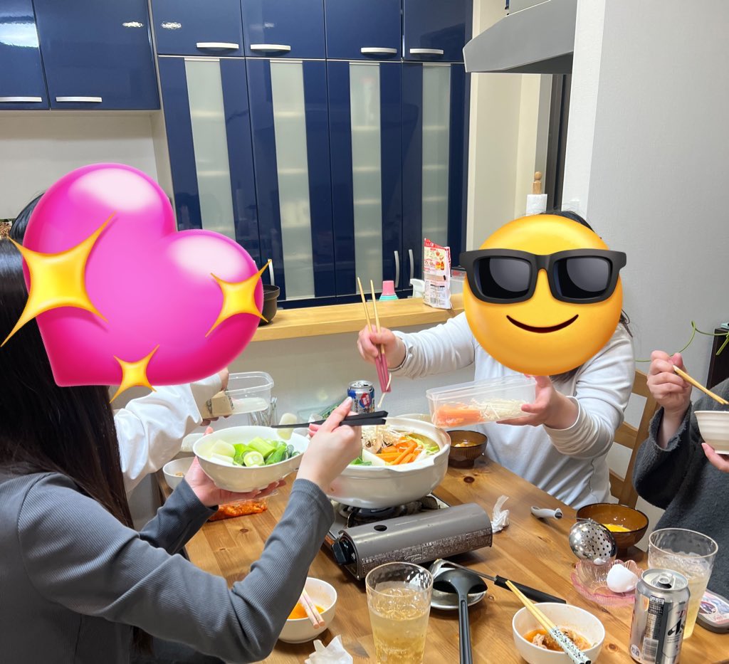 れみ tweet media