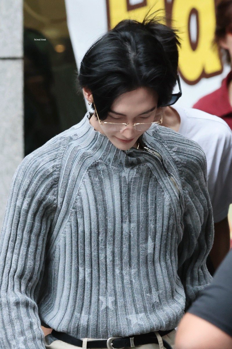 Zajbvgbch tweet media