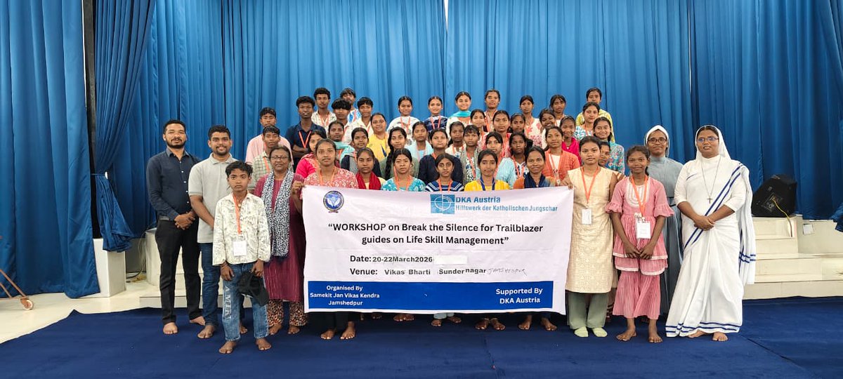 samekit_k's tweet photo. ✨Empowering Young Voices!
A 2-day Adolescent Holistic Development Training by Samekit Jan Vikas Kendra, Jamshedpur under “Community: Self to Society” was successfully held at Vikas Bharti Campus, Sundarnagar.
💬 Theme: #BreakTheSilence
#SJVK #YouthEmpowerment https://t.co/zWzX8Anjq2