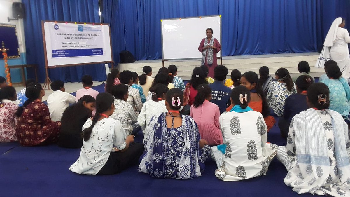 samekit_k's tweet photo. ✨Empowering Young Voices!
A 2-day Adolescent Holistic Development Training by Samekit Jan Vikas Kendra, Jamshedpur under “Community: Self to Society” was successfully held at Vikas Bharti Campus, Sundarnagar.
💬 Theme: #BreakTheSilence
#SJVK #YouthEmpowerment https://t.co/zWzX8Anjq2