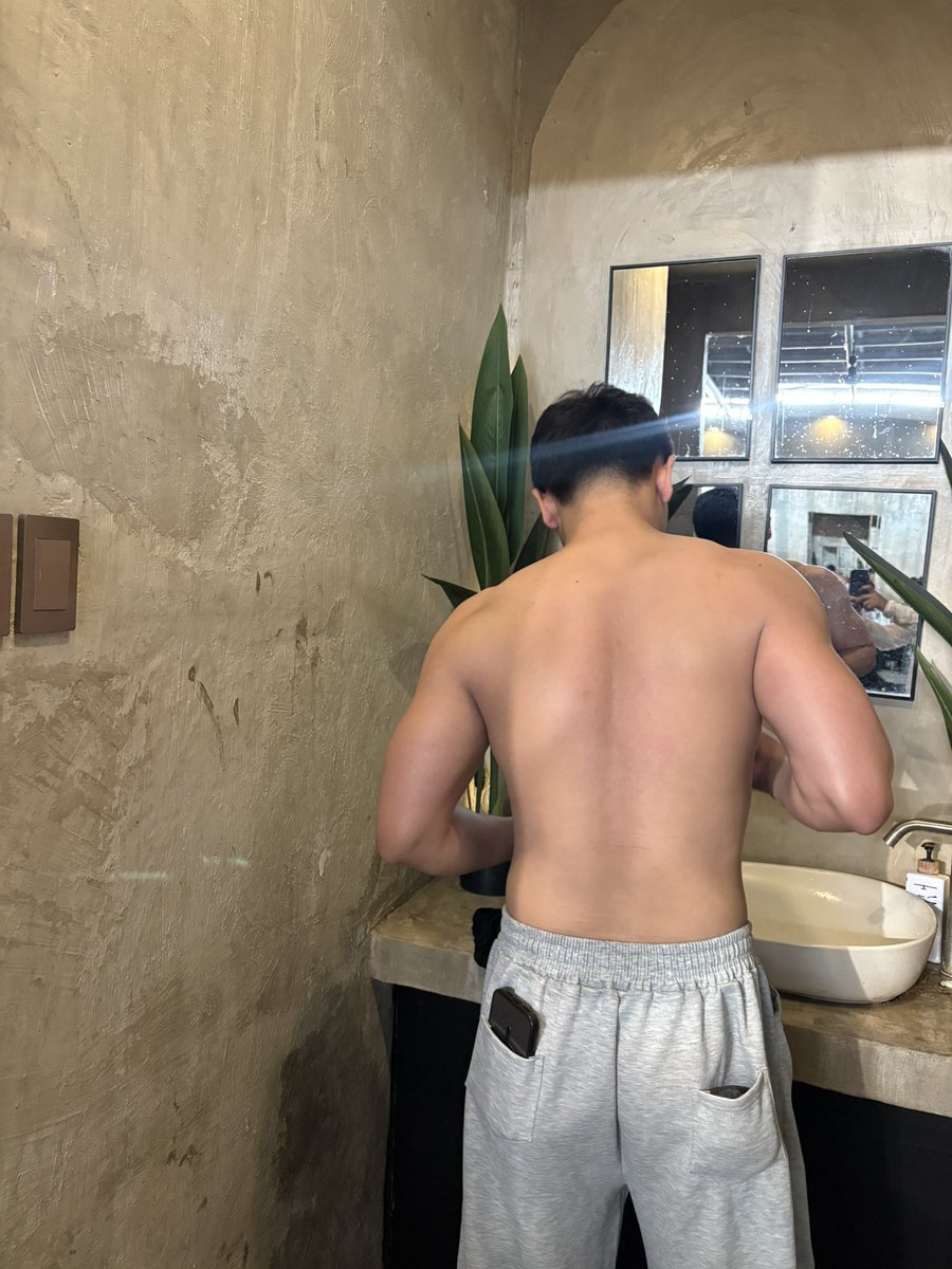 Sunny_boy tweet media