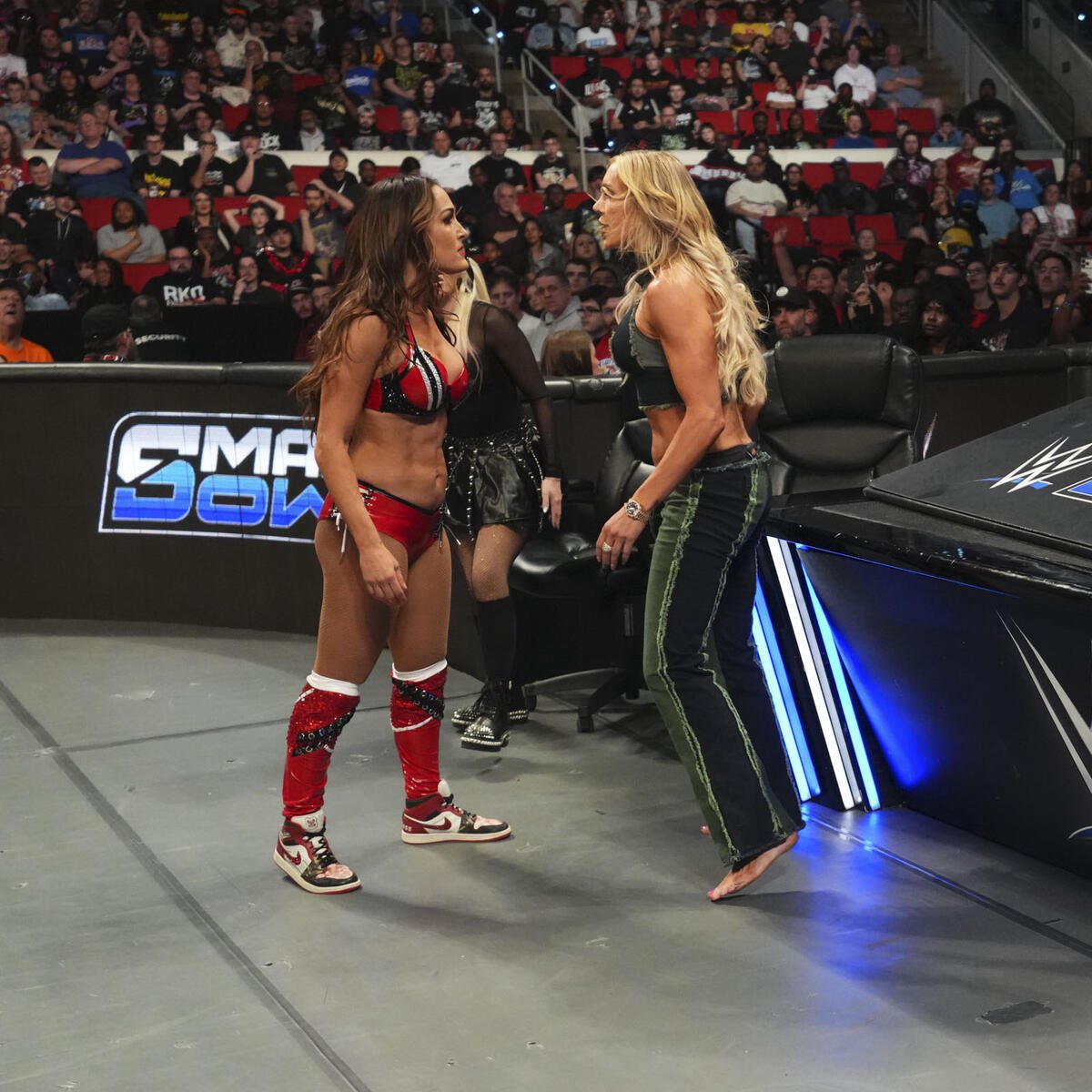 We run it, we rule it. ♚ NOT @NikkiAndBrie tweet media