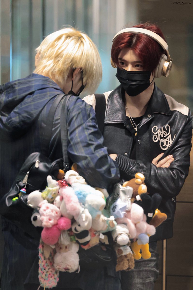 DerMond_SION tweet media