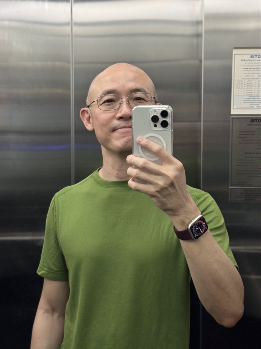 อย่าเรียกลุงเก่งเลย…เรียกพี่เก่งเถอะ tweet media