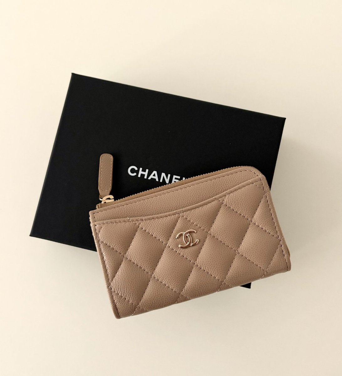 BUYMA(バイマ)| 海外ファッション通販サイト tweet media