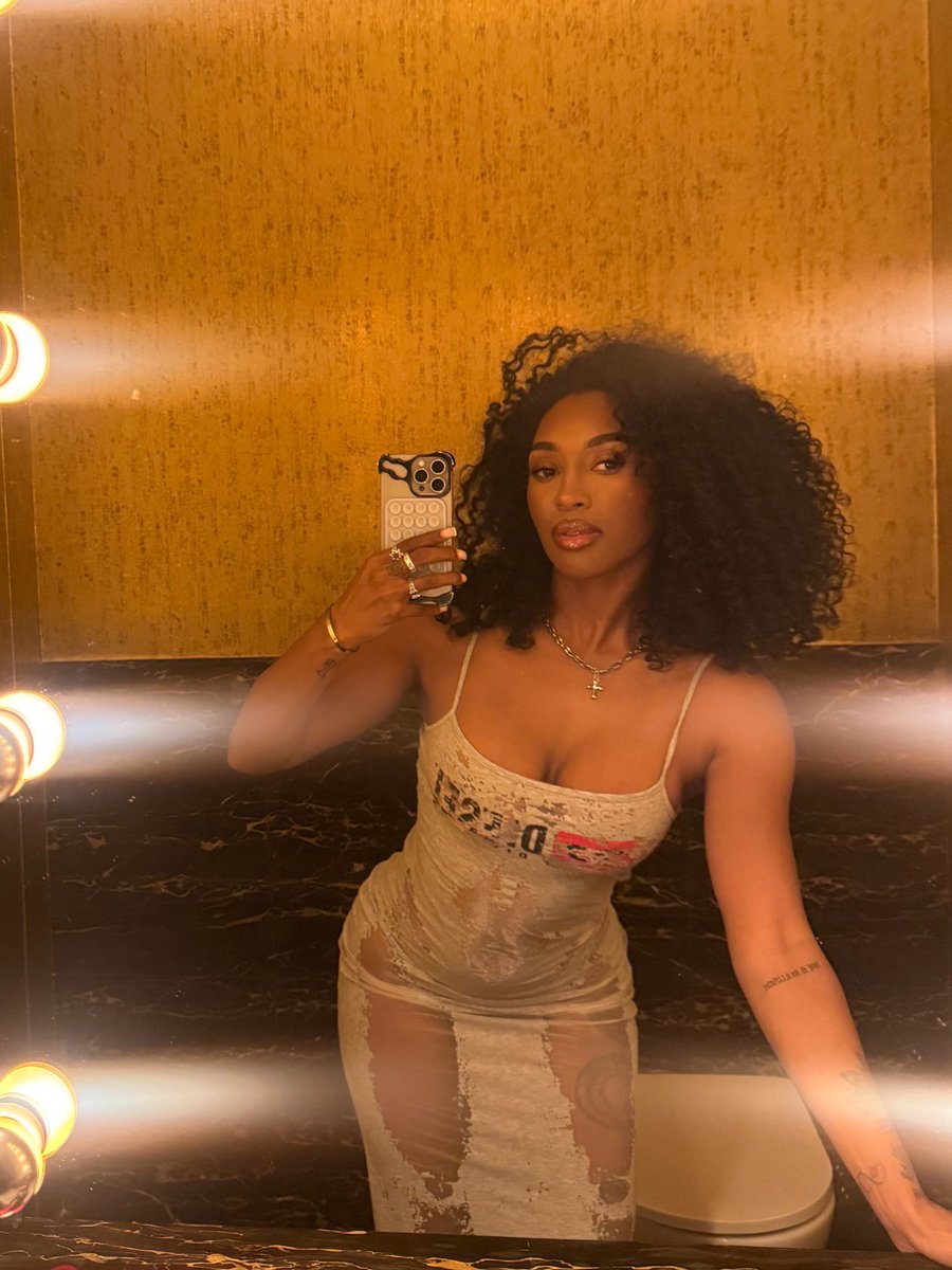 tordrobe tweet media