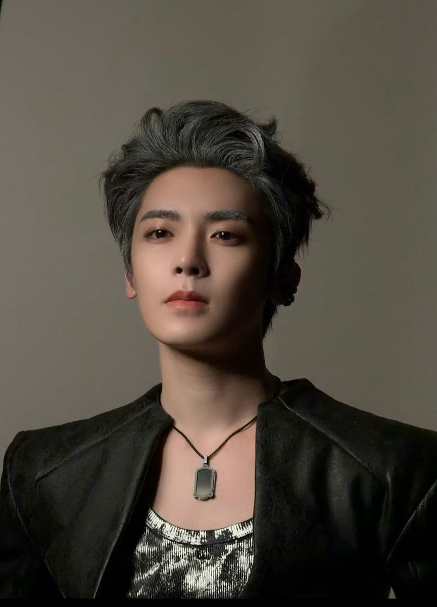 侯, Minghao. tweet media