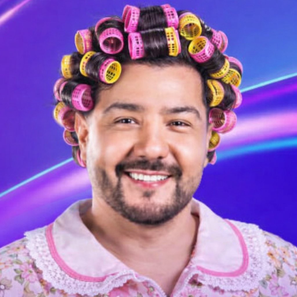 Jesuscaseresone's tweet photo. El Mueble Chismoso ! 🤡🤣🤣🍿 Se han pasado . #lcdlf6 #telemundo #lcdlf https://t.co/AkQAup4Eks