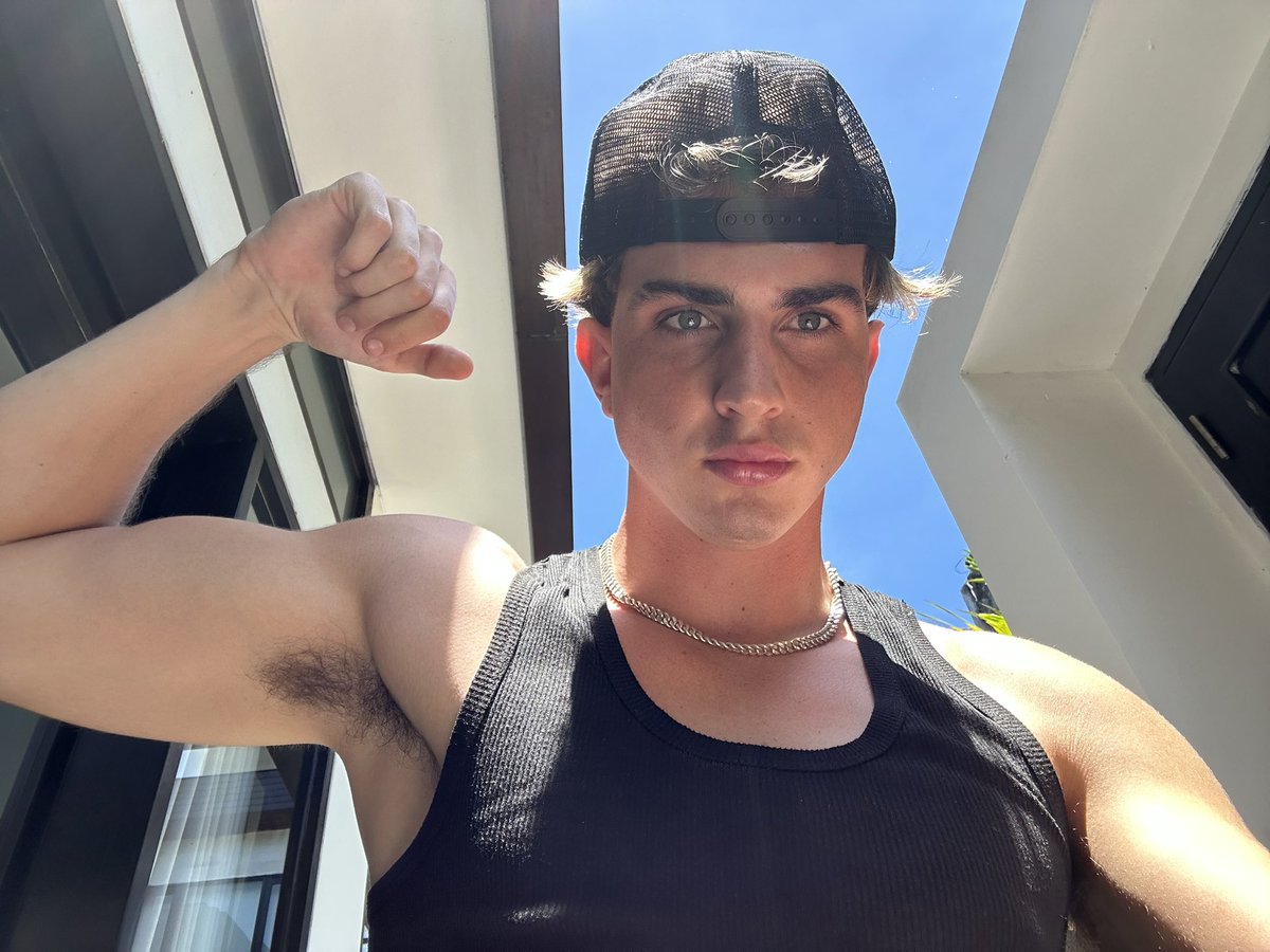 MASTER COLE tweet media