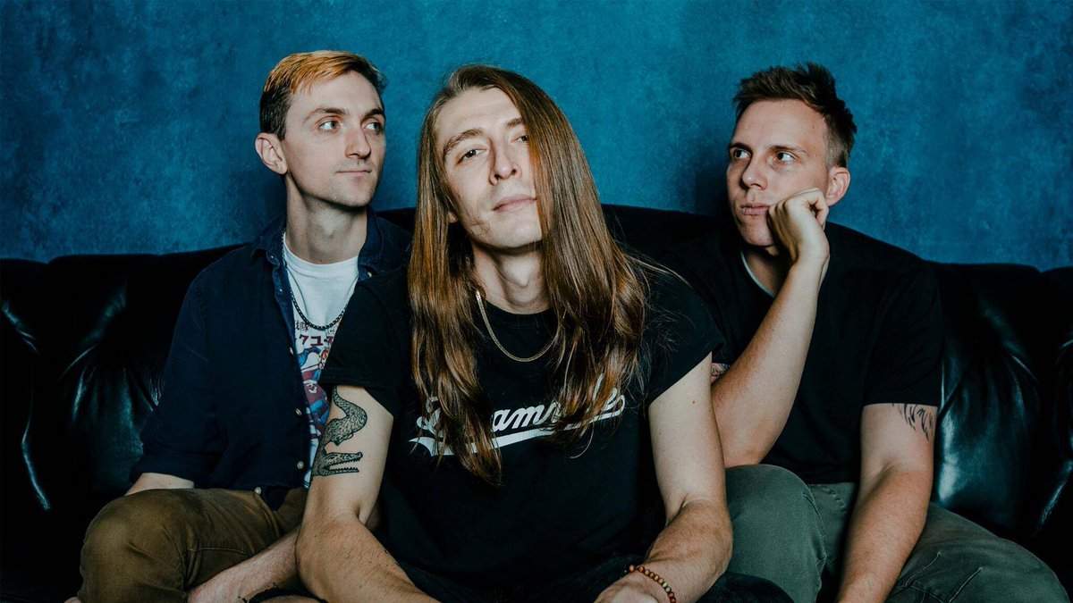 LIVE 105’s SOUNDCHECK tweet media