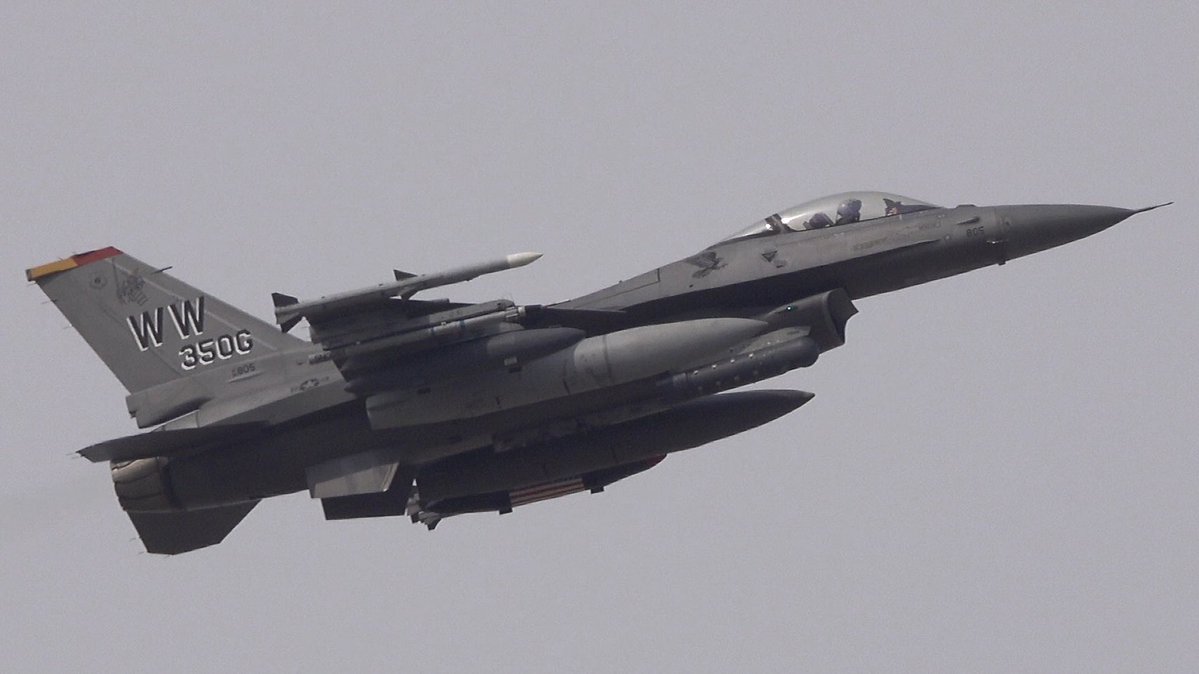 Fighters Field 556 tweet media