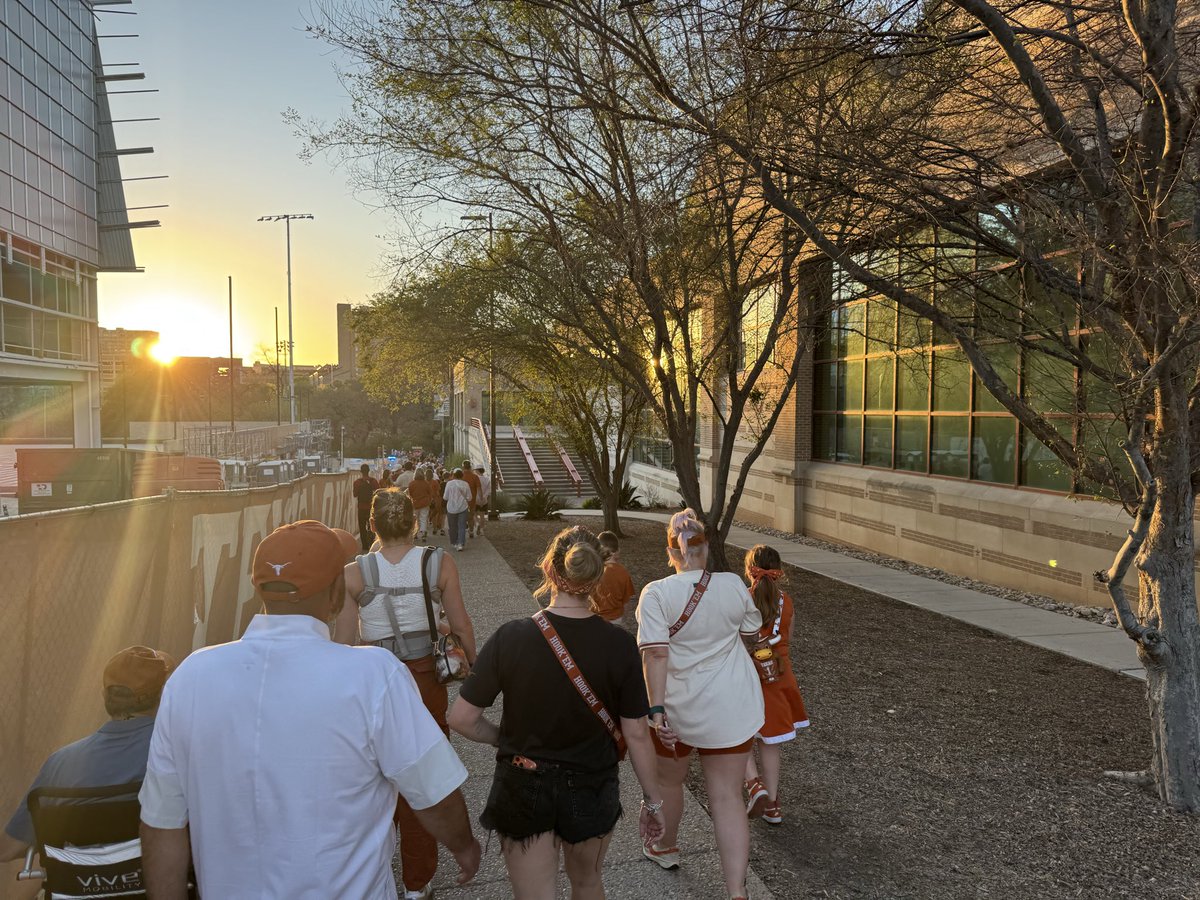 Seth Hamilton tweet media