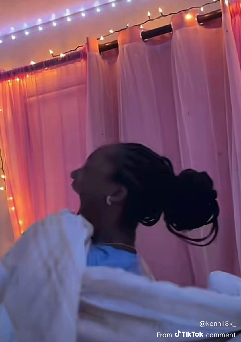 LEELEE💋😛 tweet media