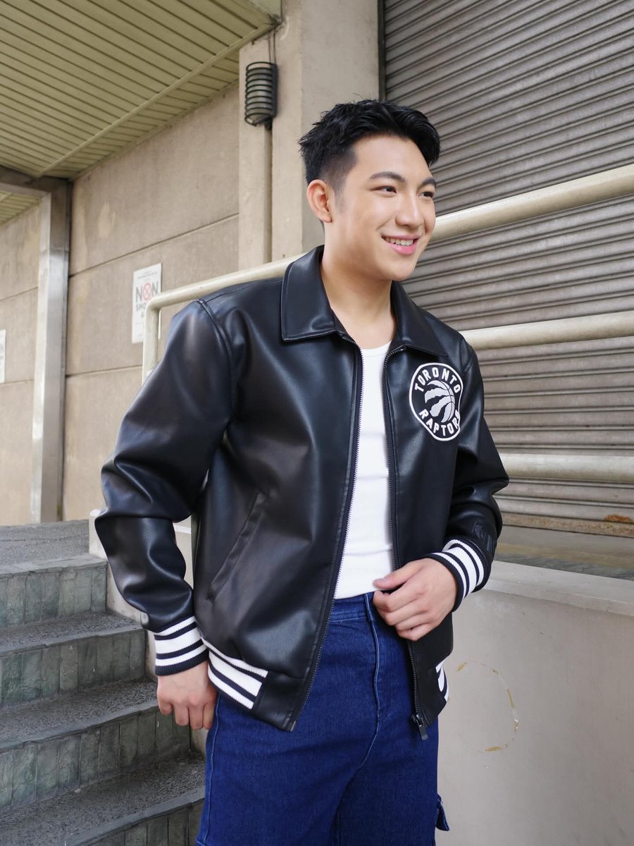 We missed that smile😍💚

📸 jhed de leon

#DARREN <a href="/Espanto2001/">Darren</a>