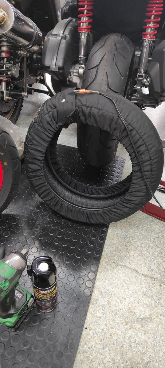 Moto Racing Base SCOOT tweet media