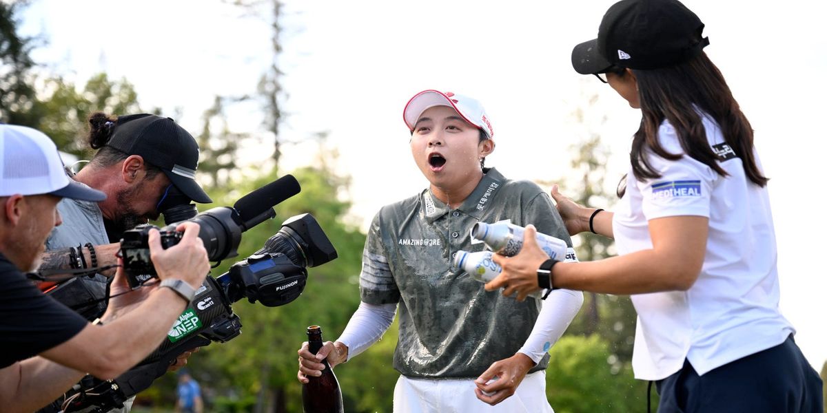 Golfweek tweet media