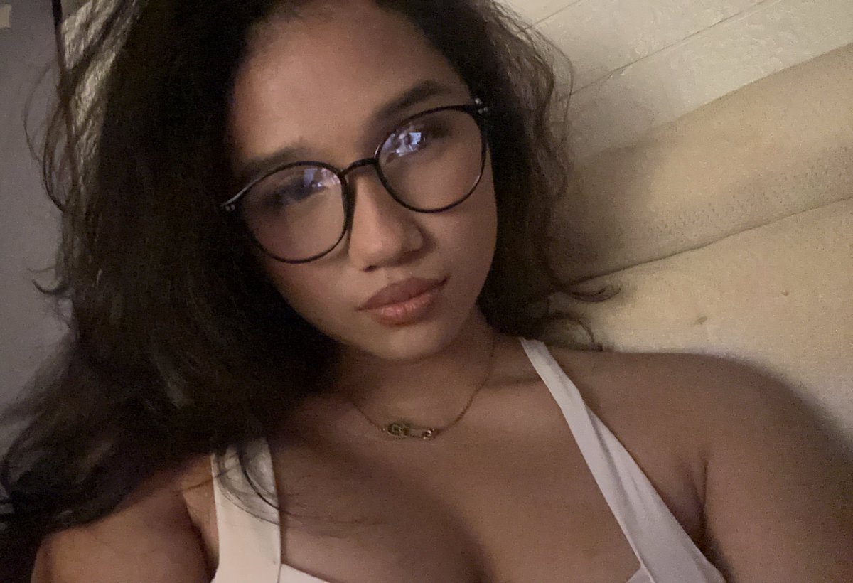 s ˚☆༄ tweet media