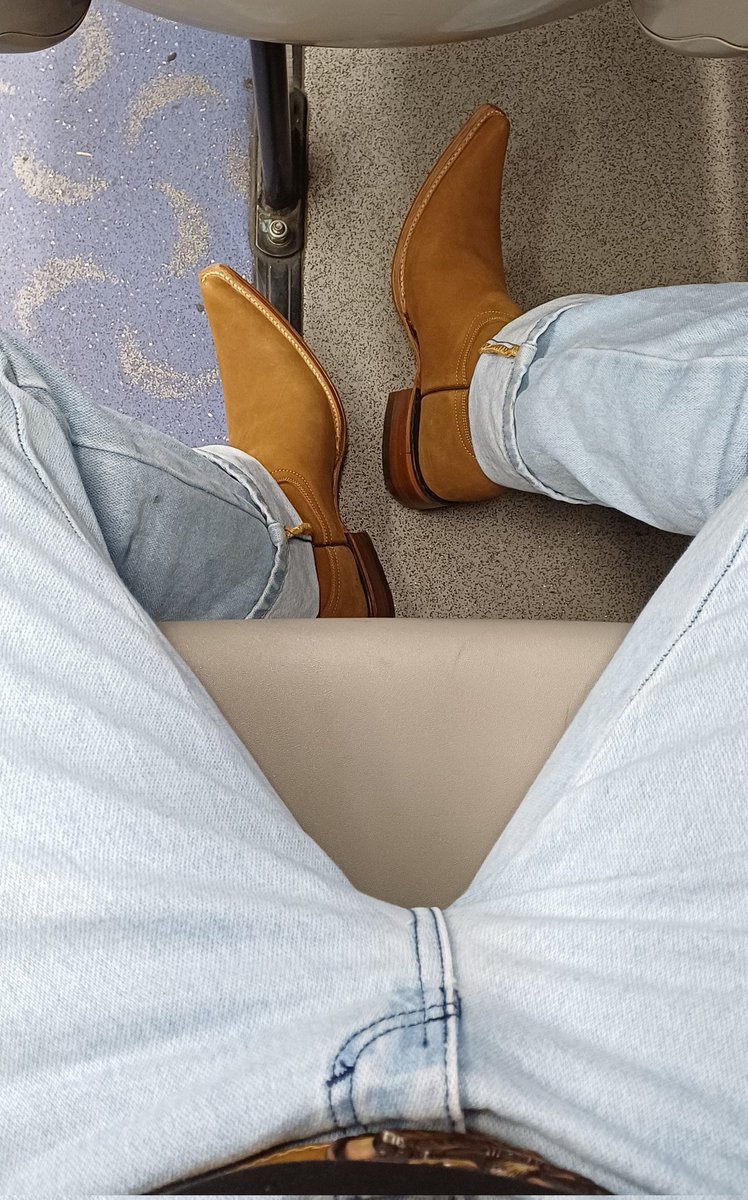 VannBoots tweet media