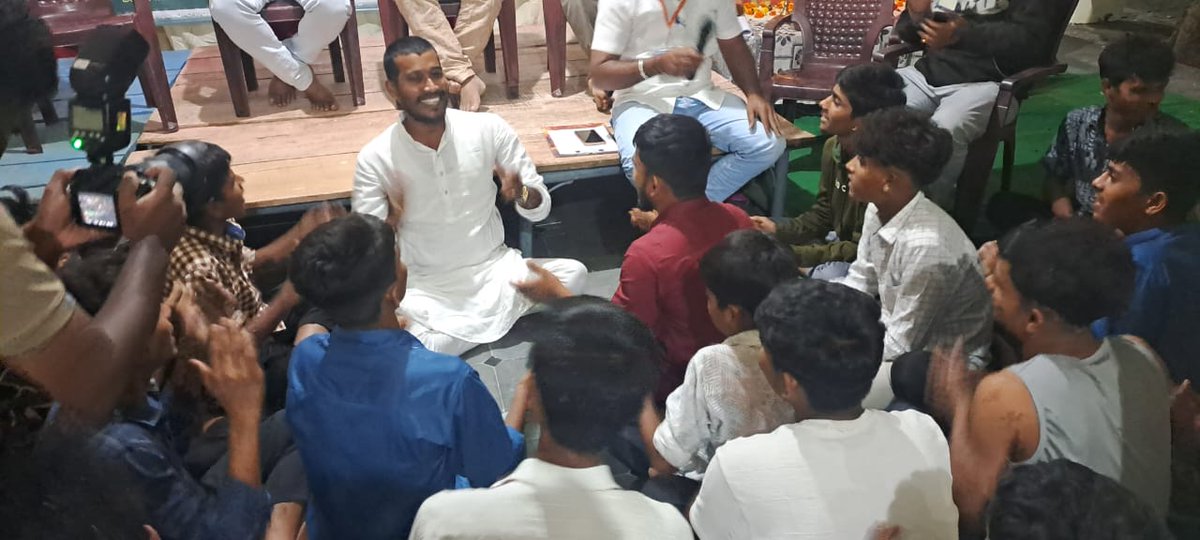 shivanayak947's tweet photo. #motivationsession #yuvabharath #youthfornation #yuva #futureofindia https://t.co/os6I35IjD9