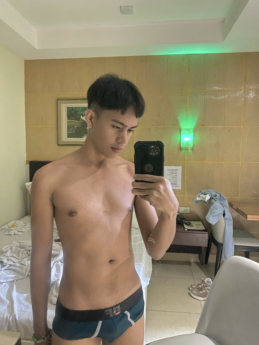 GRUNTH OFFICIAL tweet media