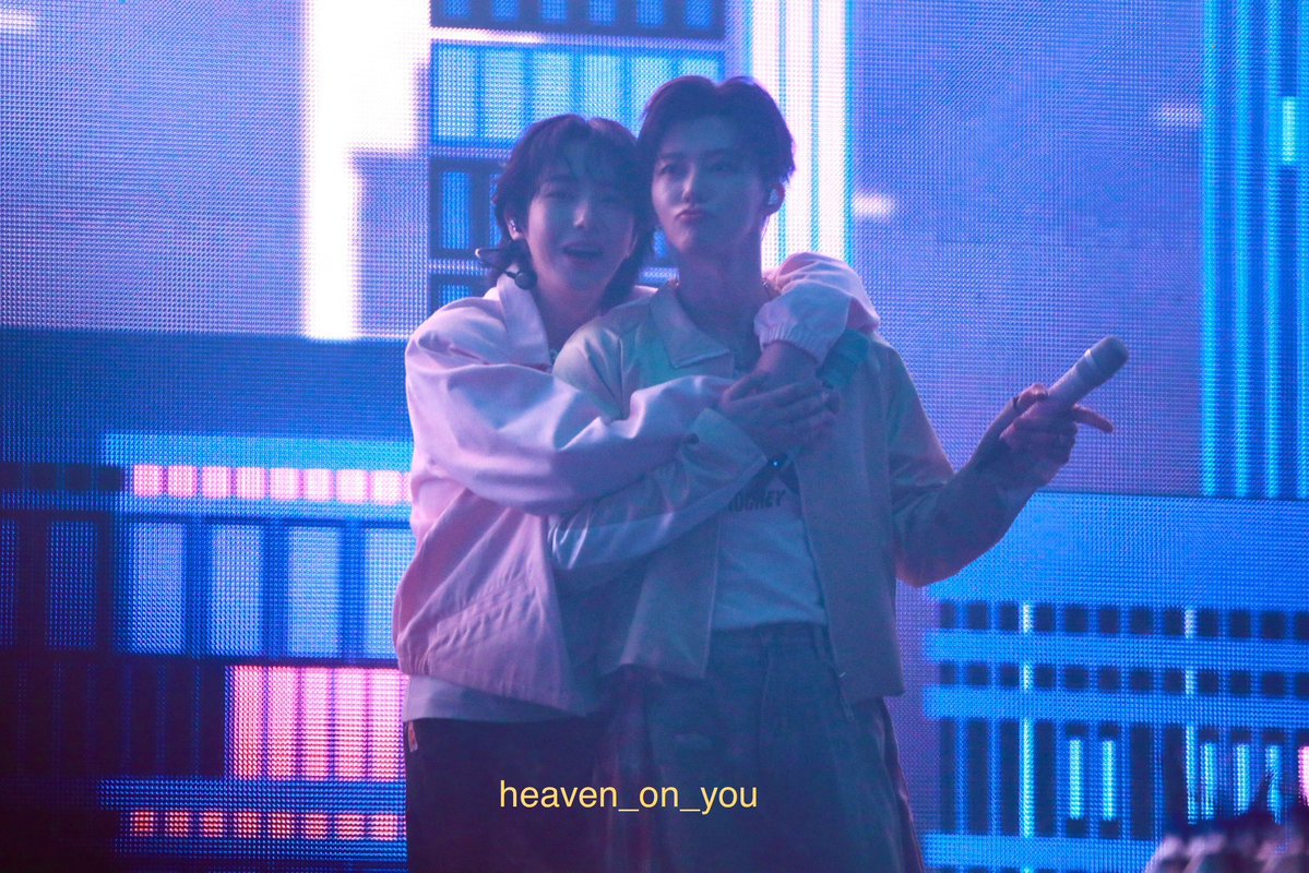 มากกว่ากอดคือการเอามือไปจับ 🫠