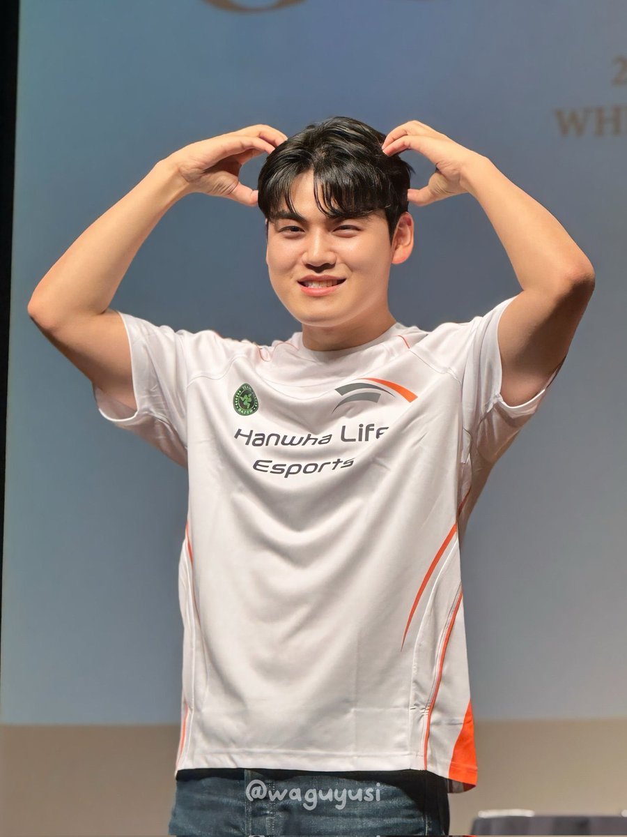 rona | angst apologist ⁎ˍູ∗.∘˚˳° tweet media