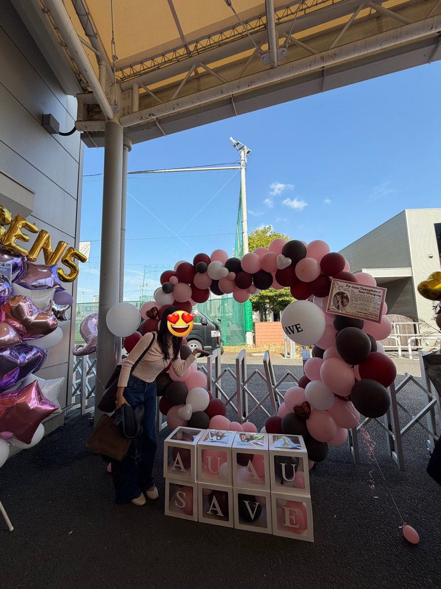 Jee 🧸ྀི seeing tfoknp tweet media