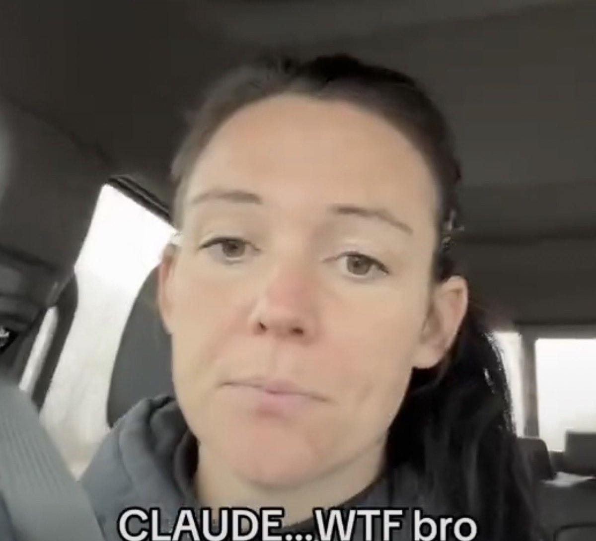 ThisIsHoweeDewitt tweet media