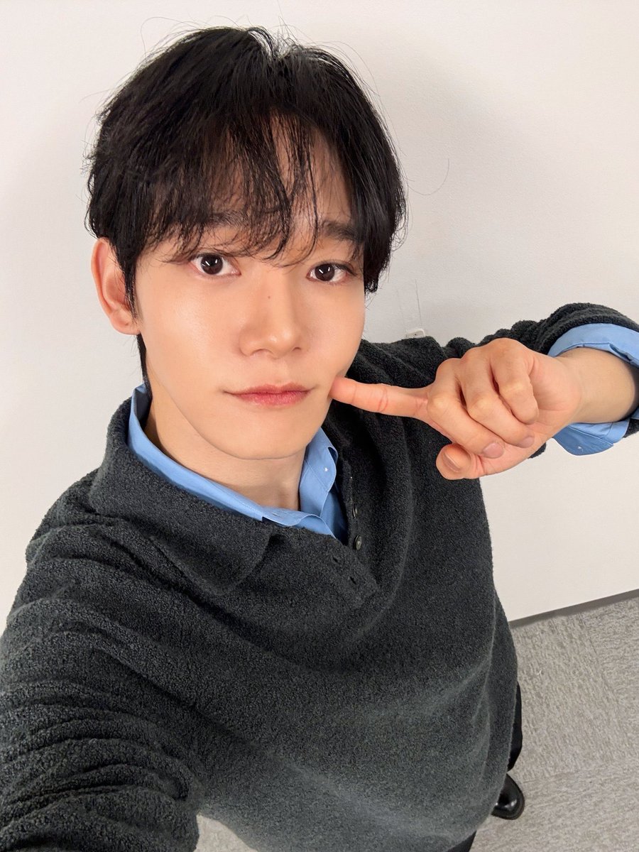 最近の🦖🫧のセルカが…
イケ具合が神がかってて…🫠🫠💕💕

今日も、なんか…ラフな感じなんだけど
…見事撃ち抜かれた🫶🫶

もう…どうしましょ😳💕💕
사랑해요(*´`)♡
 #CHEN  #김종대 #CBX #EXO
