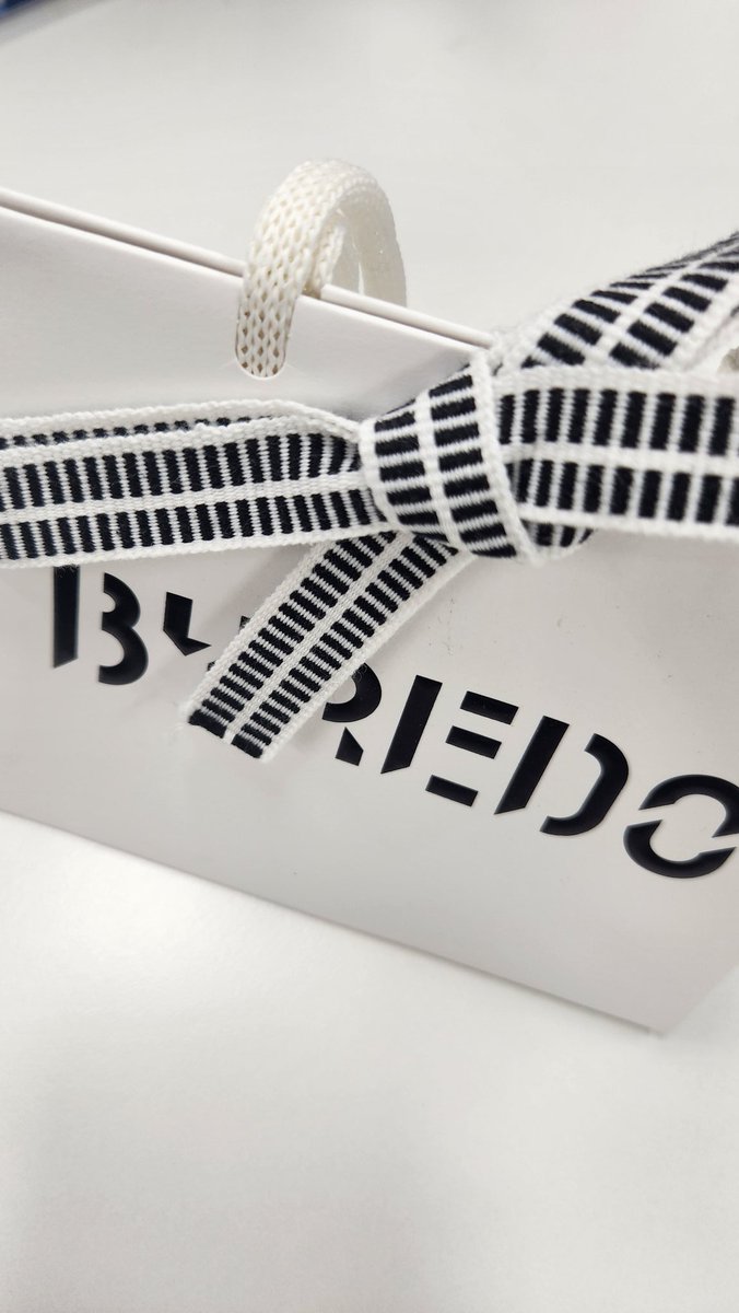 HHome🕯 tweet media