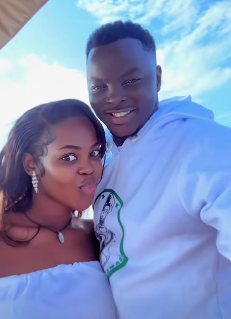 Ghetto Kid ™🔥 tweet media