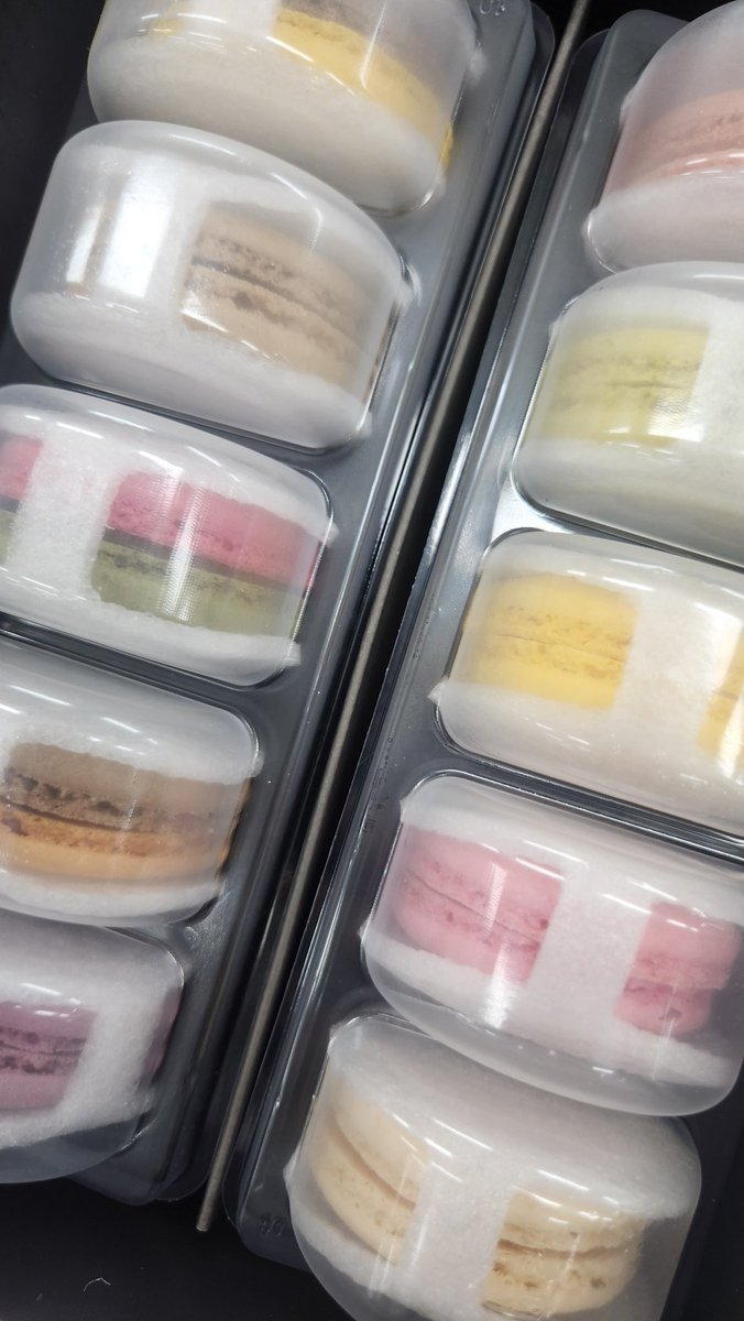 HHome🕯 tweet media