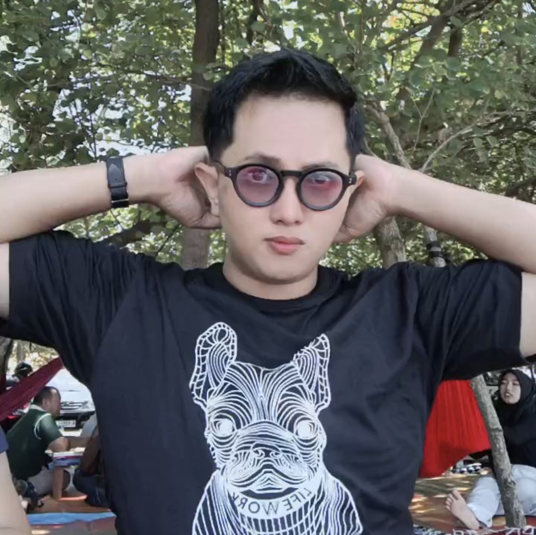 shmsull🦊 tweet media