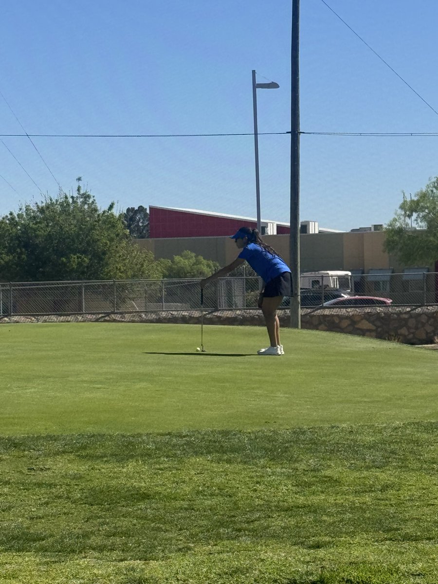 San Elizario HS Boys & Girls Golf Team tweet media