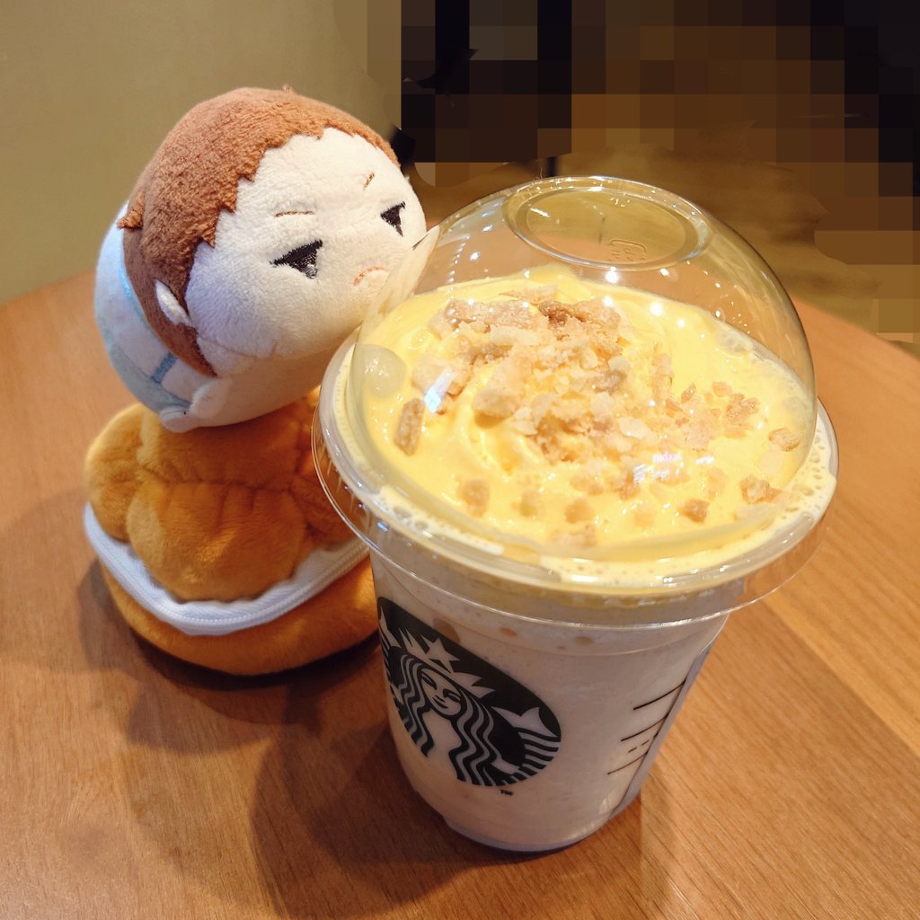 i__rice's tweet photo. 花くんと一緒にシュークリーム飲んできました〜！！美味しかった😋✨️ https://t.co/vGIDeopers
