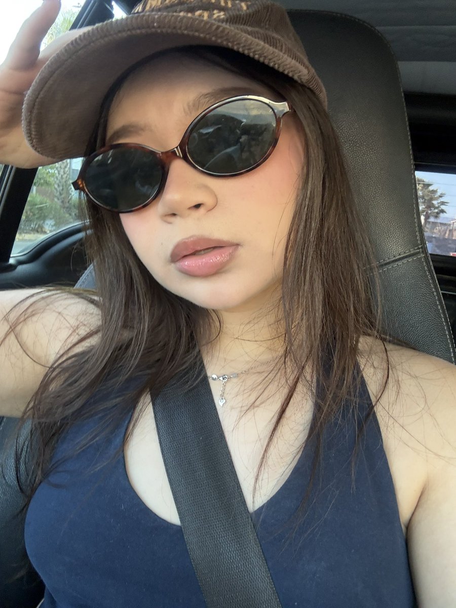 ☆⋆。𖦹°‧★⋆ Z5 Mich tweet media