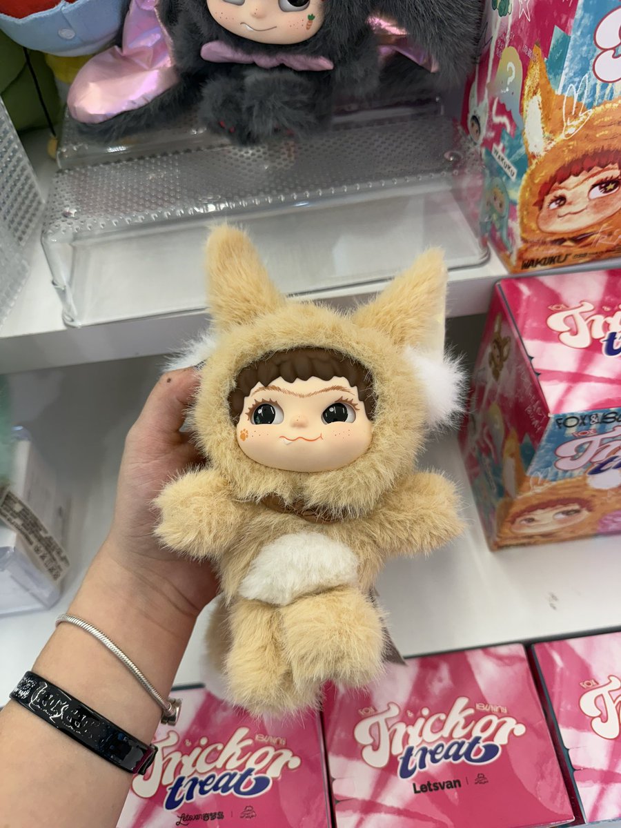 ☆⋆。𖦹°‧★⋆ Z5 Mich tweet media