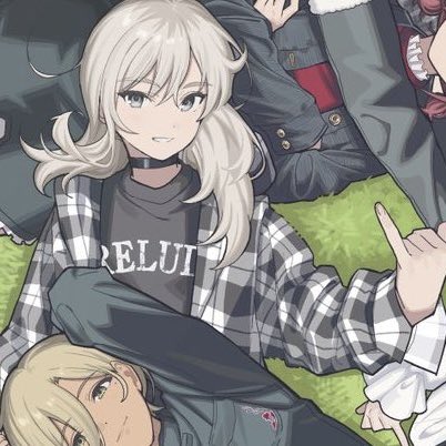 chloe ^_^ tweet media