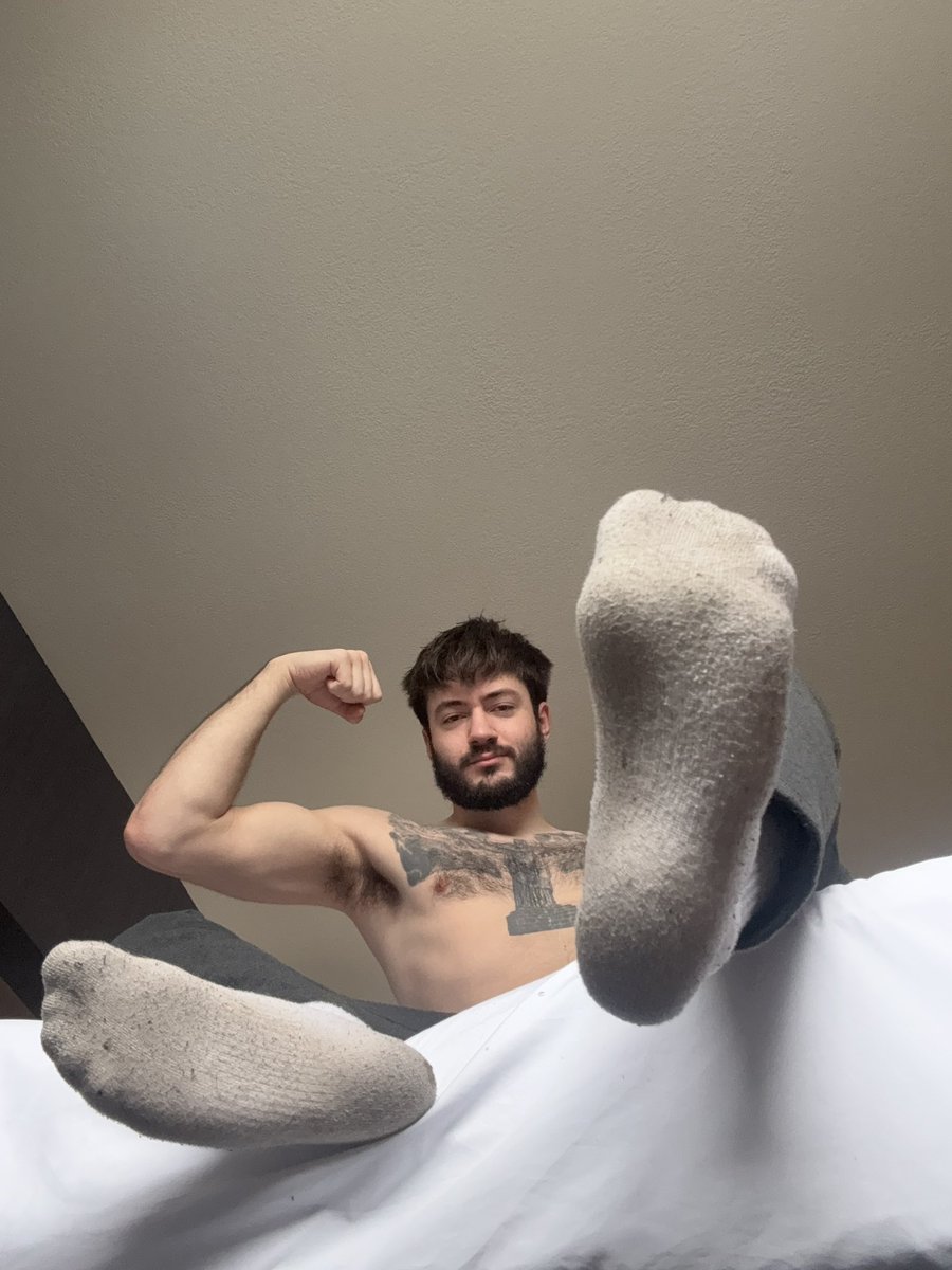 The Best Sock Masters 44k tweet media