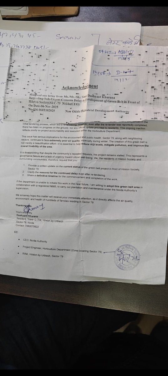 dushyantkhurana's tweet photo. @noida_authority @CeoNoida @UP_Horticulture @AmarUjalaNews Green belt is getting built from last one year, I have been following up with Mr Prashant responsible for Sector 79, visited his office and even sent a letter to CEO but no response this is now turning to a garbage dump https://t.co/nU2SDfwT84