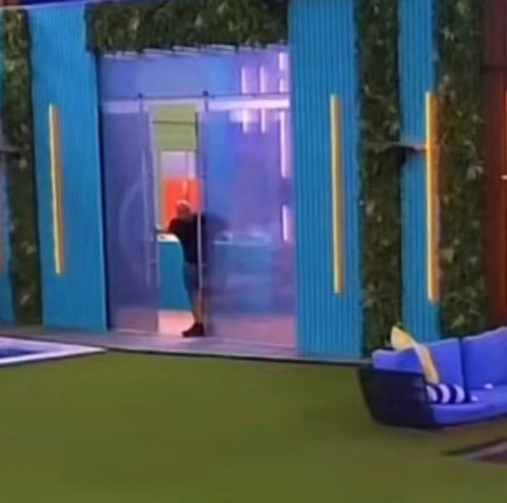 clau🩰⋆.˚ tweet media