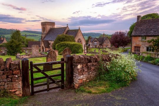 dethKEK's tweet photo. Something I didn't tell here often is that Michael lives in a village where wizards and muggles used to live together.
He lives with his grandma in a cozy house behind a huge forest.

Mike loves to socialize with the people and know more about them (+) https://t.co/zFoRlh4Qwc