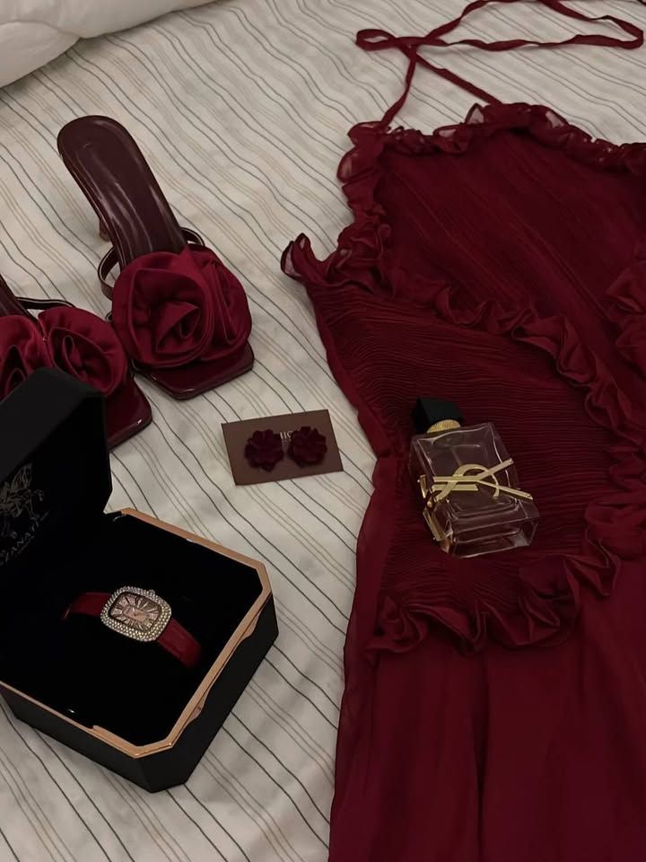 🪽𝘳𝘦𝘦𝘧☔ tweet media