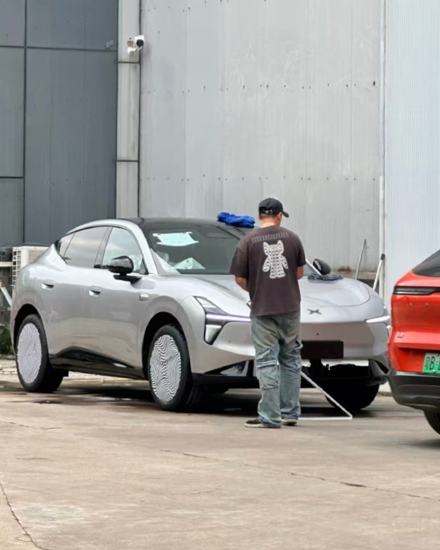 ThinkerCar tweet media