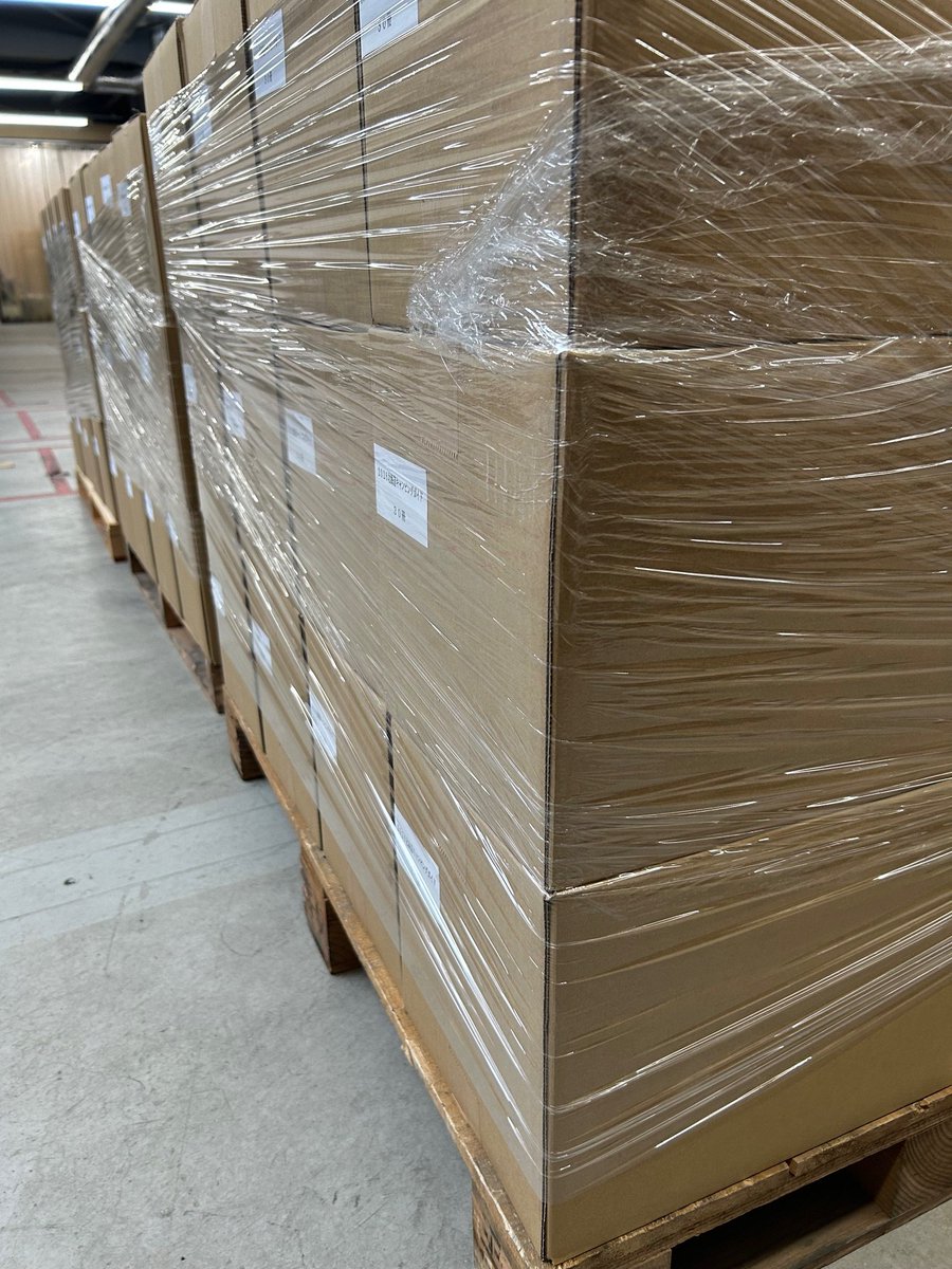 北海道キャンピングガイド2026
いよいよ3月25日発売📚

・掲載キャンプ場379ヵ所
・大人気特集「キャンプDEごはん」
・🚁購入者限定ドローン映像が121箇所に拡大
・🎫好評のクーポンにドラッグストアが新登場

取扱書店・Amazonにて、ご購入下さい。