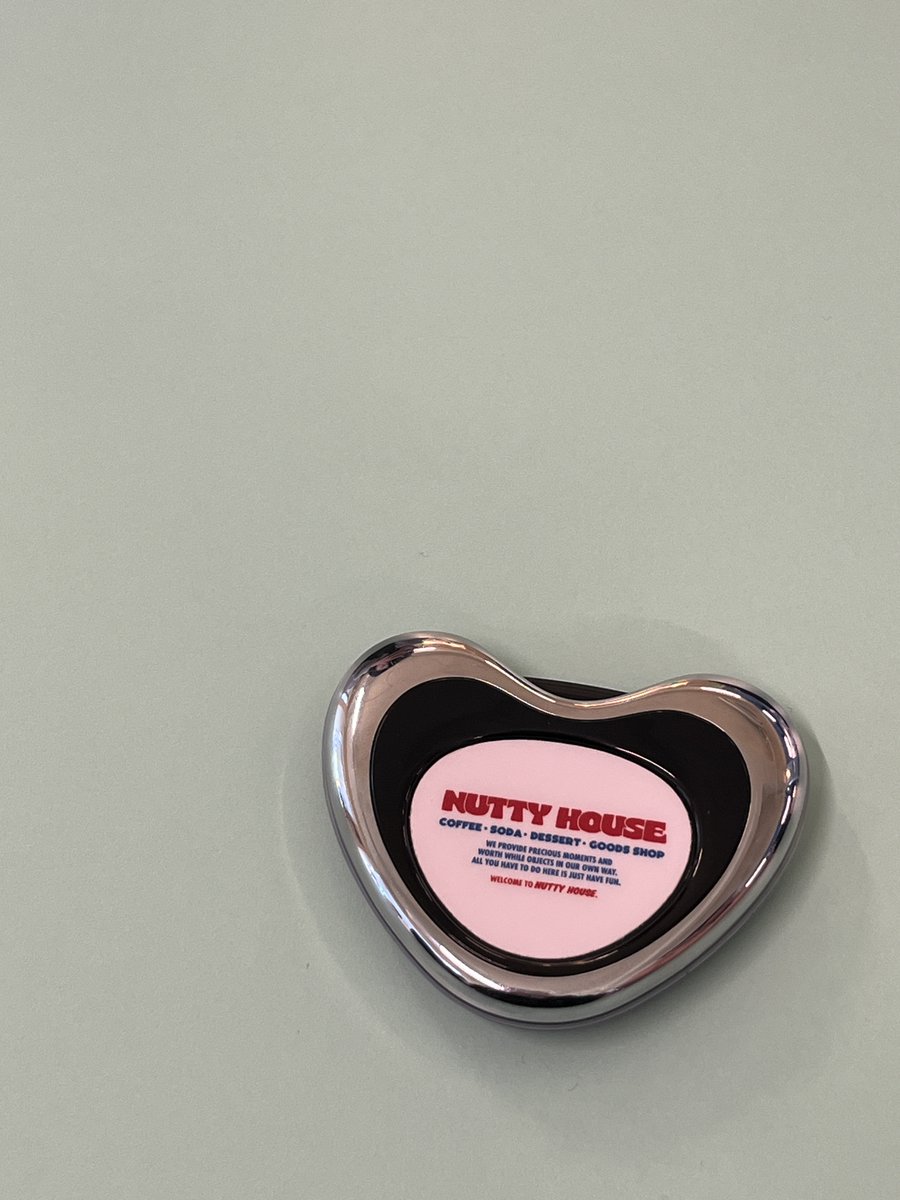 깨소금 tweet media