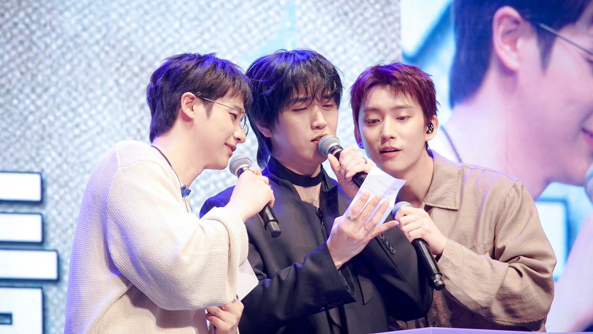 biba0423's tweet photo. 260321 산들 팬미팅 Innate:길라잡이
#B1A4 #신우 #산들 #공찬 사진 타래 https://t.co/vbDkfmugt6