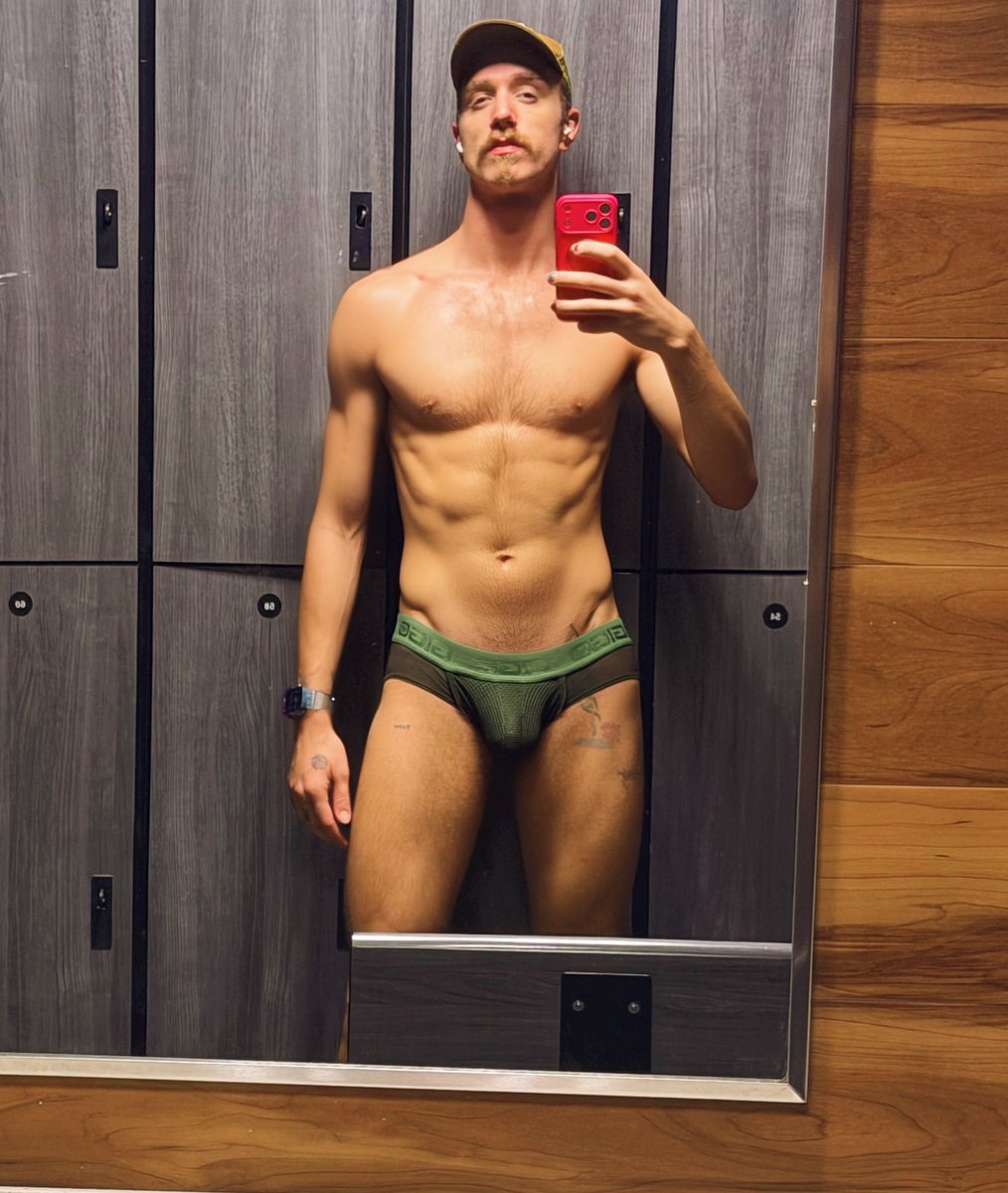 Sylveztor Steelbone 18+ tweet media